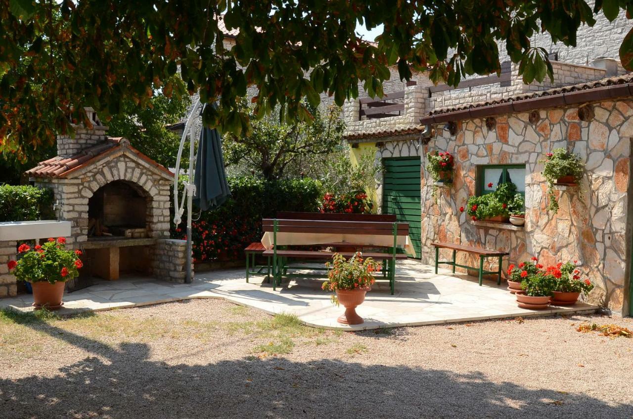 Apartment Duerose Buje Dış mekan fotoğraf
