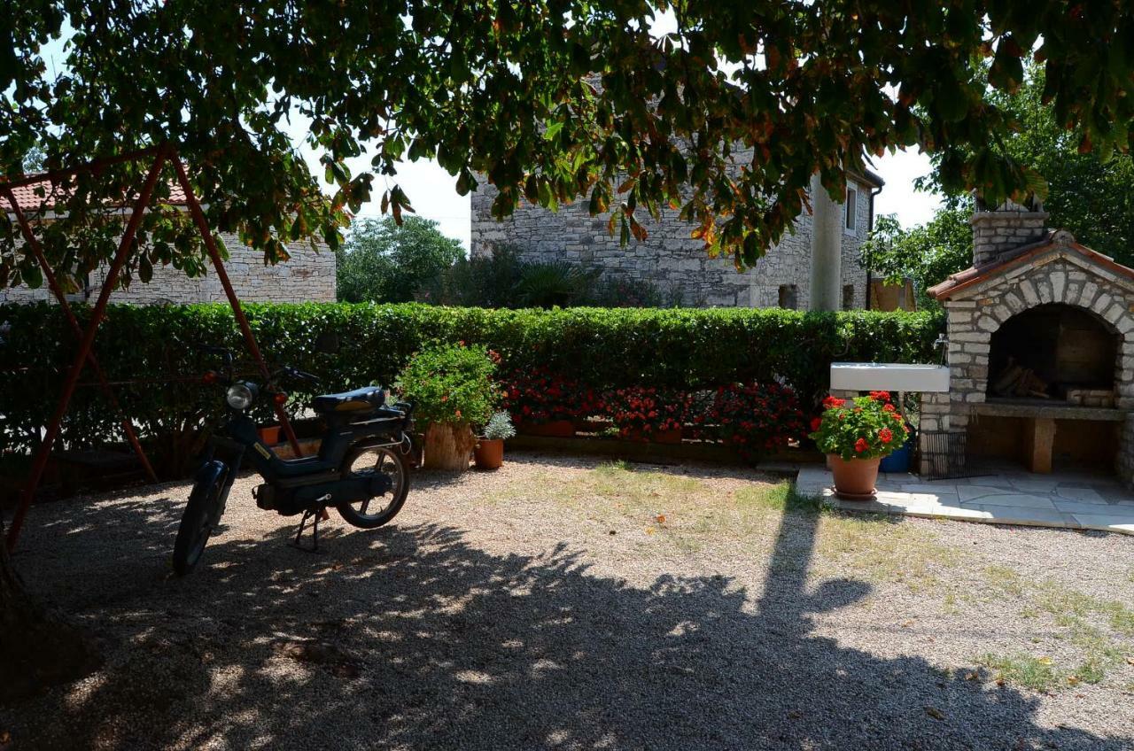 Apartment Duerose Buje Dış mekan fotoğraf